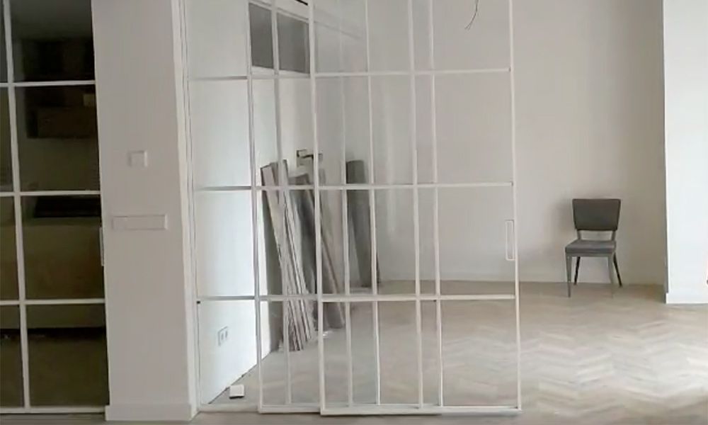 Puertas correderas en vidrio con aluminio